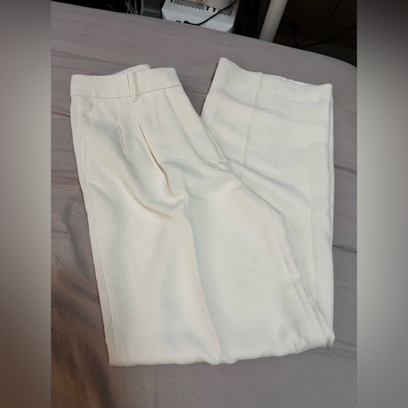 ARITZIA Effortless Pants various sizes - Picture 11 of 12